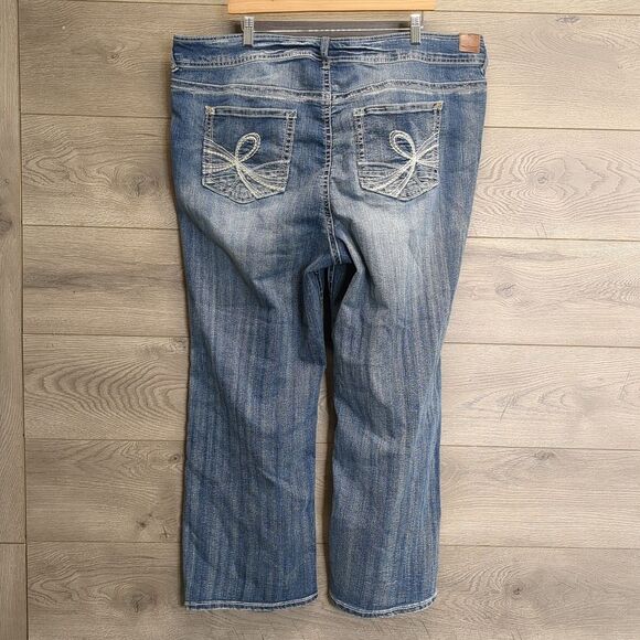 Wallflower Lucius Curvy Stretch Jeans Straight Leg Women's Plus Size 24 Short - Picture 4 of 9